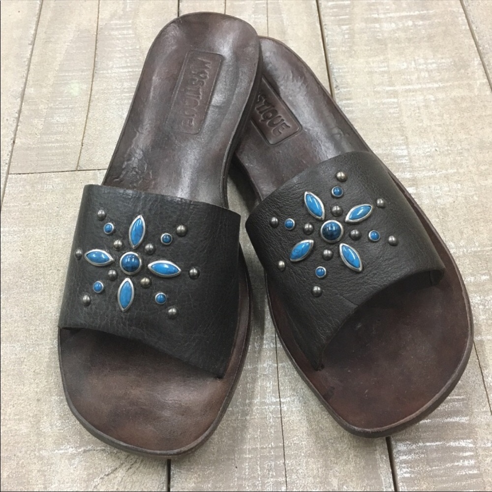 Mystique Boutique Leather Studded Sandals Size 8
